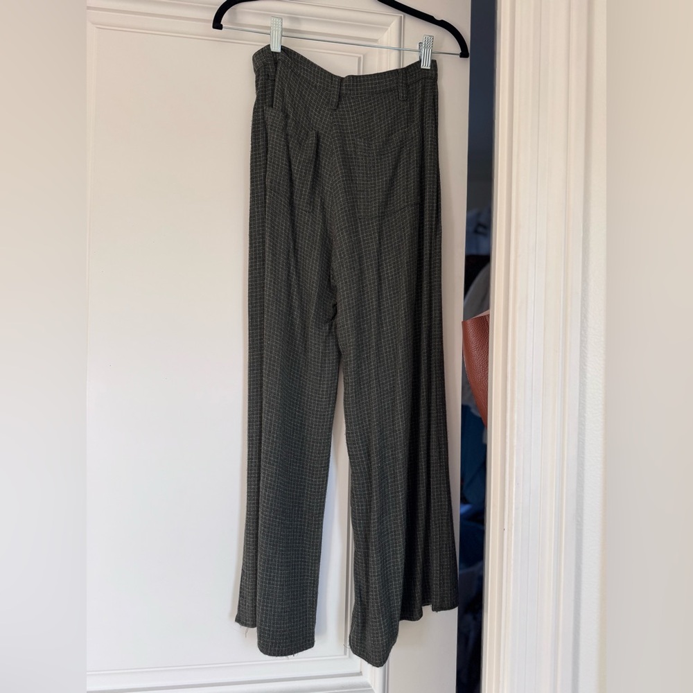 Christy Dawn Green Crop Pants - Picture 2 of 7